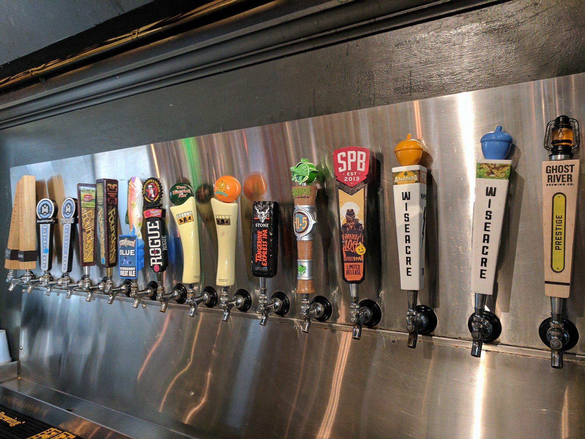 beer on tap lined up